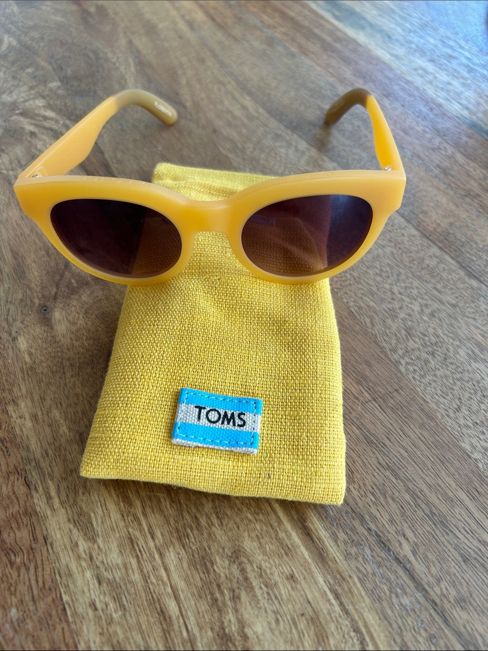 TOMS Mustard Yellow Round Sunglasses with Matching Pouch